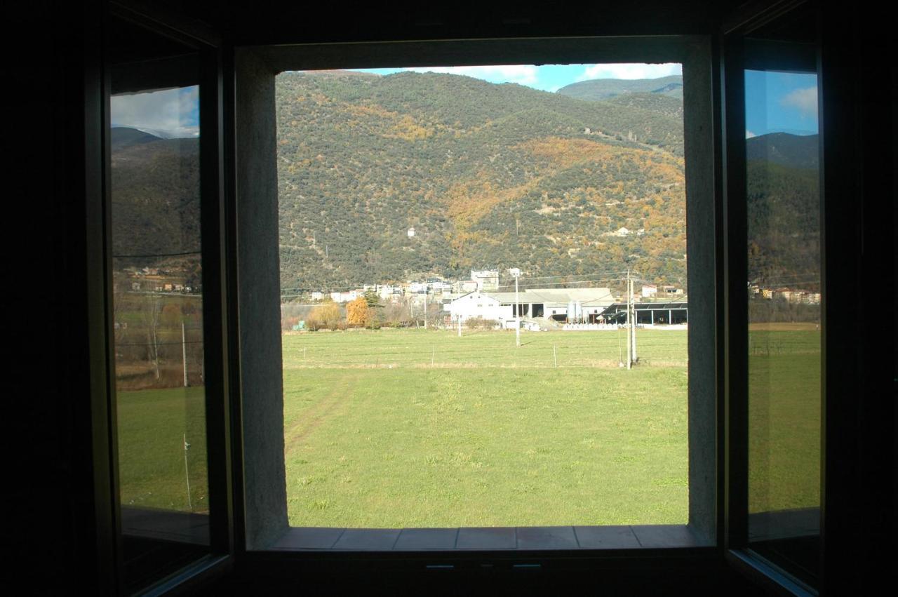 Torre Del Mig Apartment La Seu d'Urgell Luaran gambar